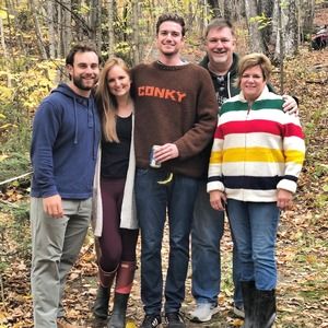 Meet your Posher, Amy